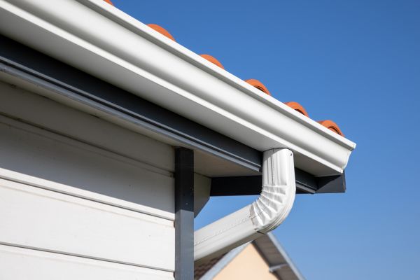 Rain Gutter Service in Smyrna