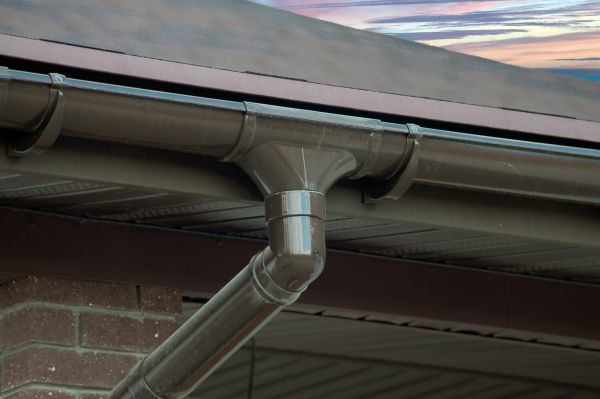 Building Gutter Installation in Smyrna